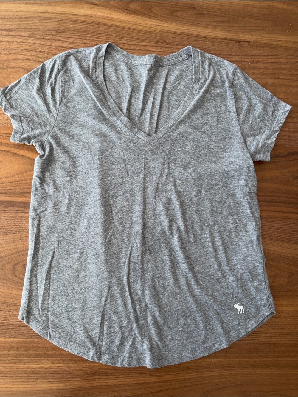 Abercrombie & Fitch Women’s Gray V-Neck Short Sleeve Tee
